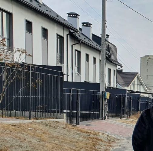 Кримінальні таунхауси: на об’єкті ірпінського забудовника Алєксєєнка пройшли обшуки