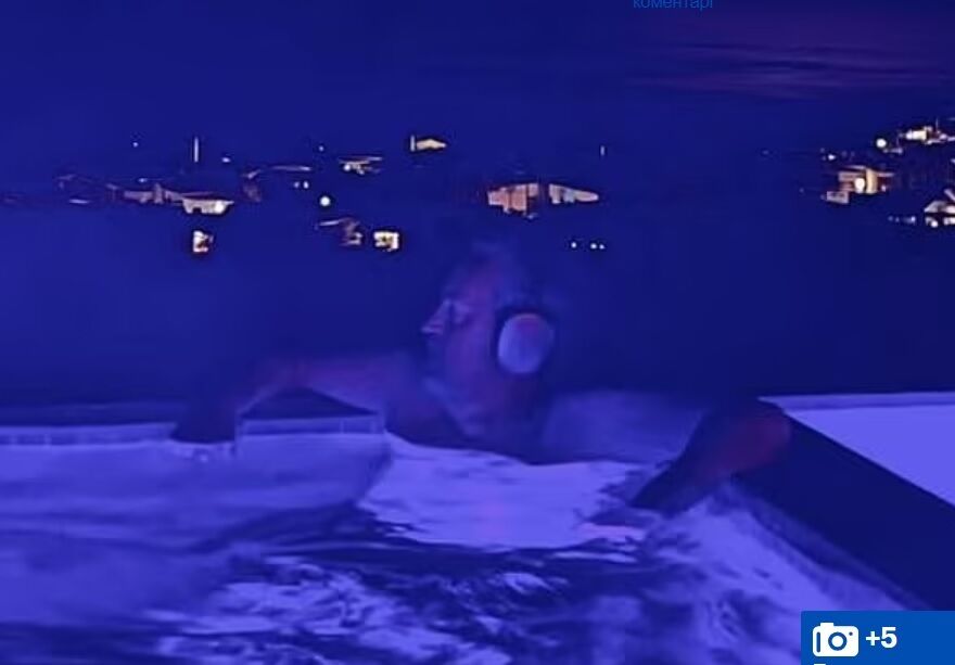 Мэтью Перри нашли мертвым 28 октября в гидромассажной ванне, рядом с бассейном в его доме в Лос-Анджелесе.