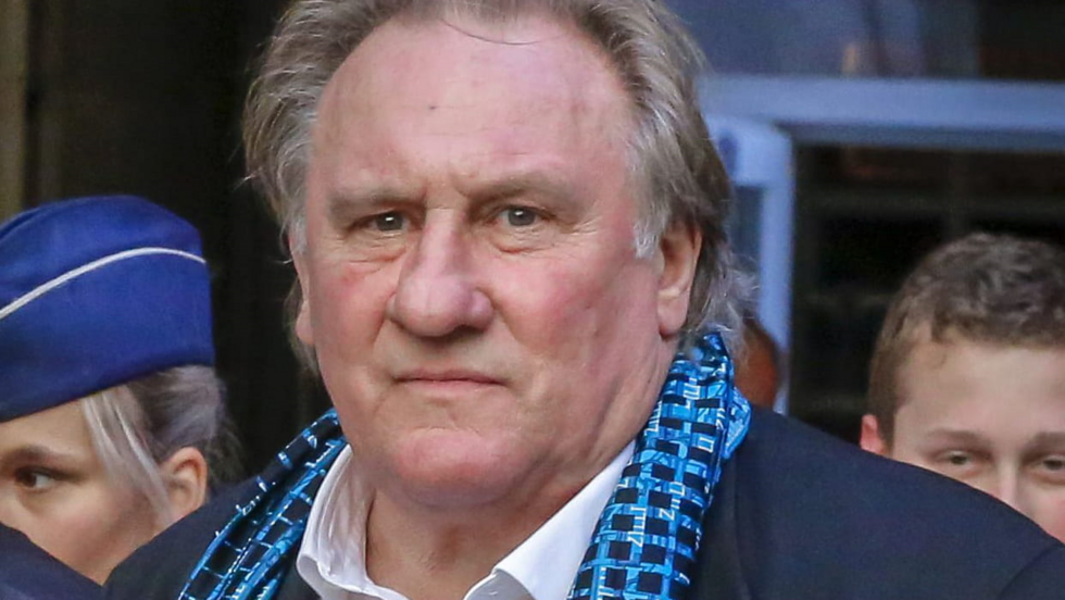 У Жерара Депардье планируют отобрать Орден Почетного легиона – самая высокая награда Франции