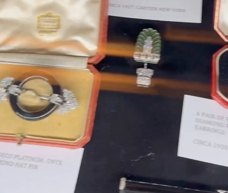 Спадкоємиця Франчески Картьє Брікелл привезла безцінні коштовності з архіву Cartier