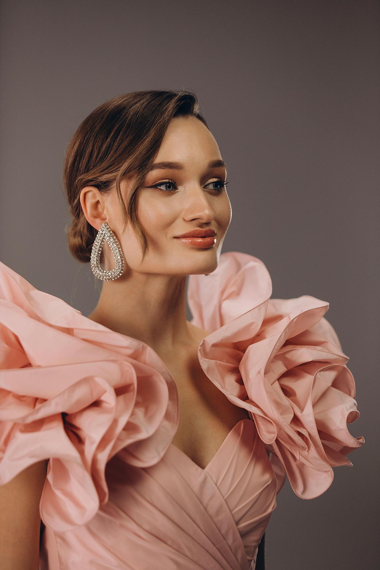 Diana Gloster представляет миниальбом из трех треков