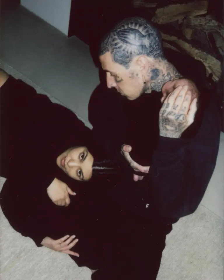 Кортні Кардашьян і Тревіс Баркер