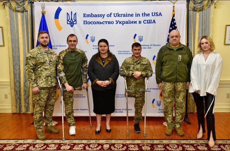 Украинские военные возвращаются к жизни при поддержке Pfizer