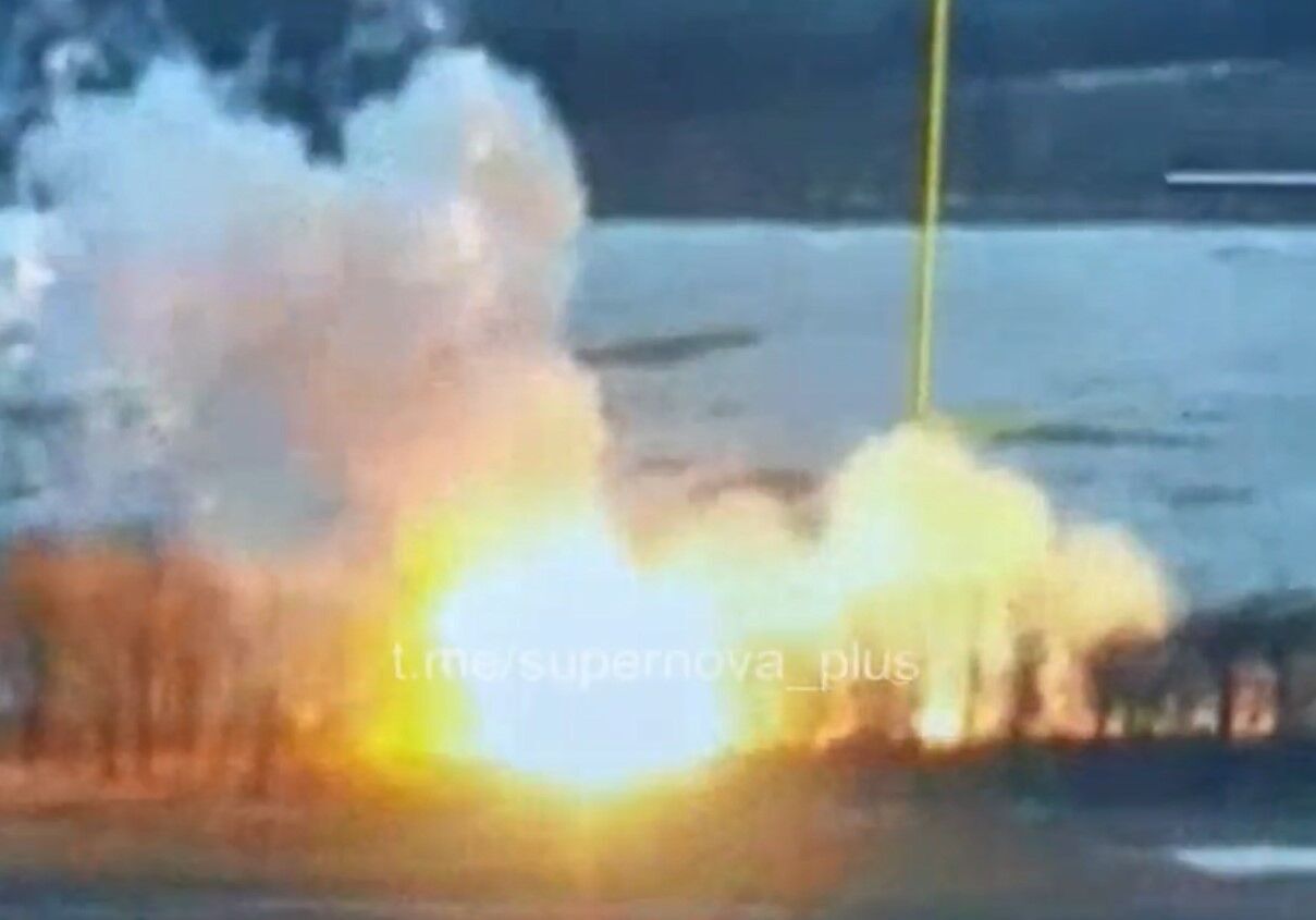 Під Вугледаром знищено ТОС-1 ''Солнцепьок'' армії рф: вибух розніс на шматки - відео