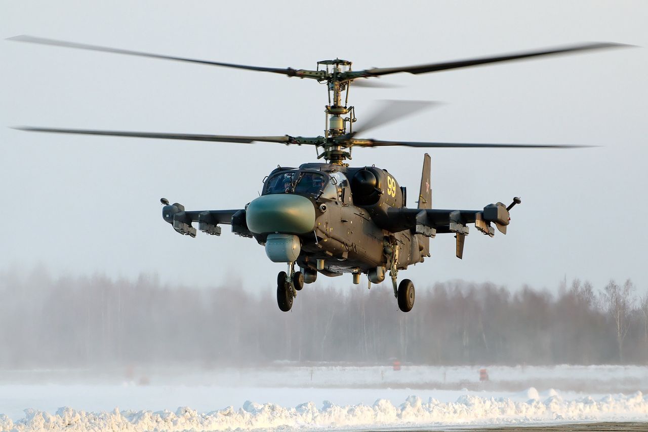 На восточном отрезке фронта уничтожен вертолет Ка-52 армии рф: что известно