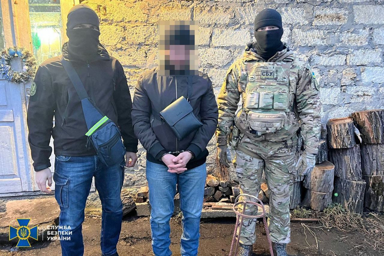СБУ затримала зрадника, який ''зливав'' ворогу дані про оборону Миколаєва