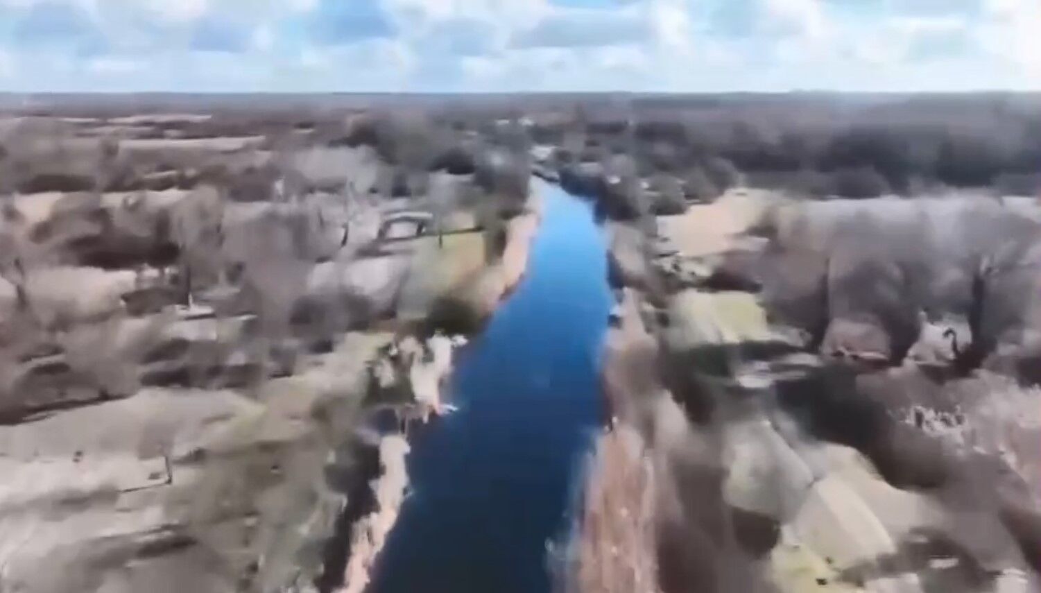 На Херсонщині знищено ''моторки'' та катери армії рф: дрон ударив у плавнях Дніпра (відео)
