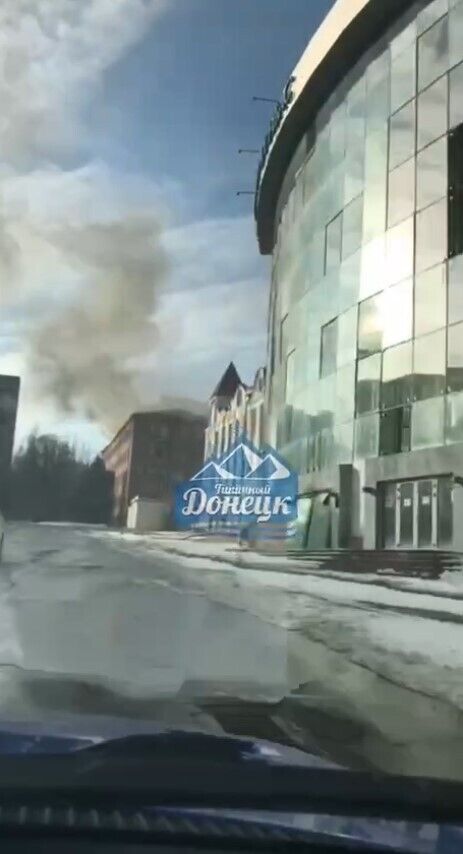 У Донецьку - ''бавовна'' у будівлі прокуратури: деталі (відео, фото)