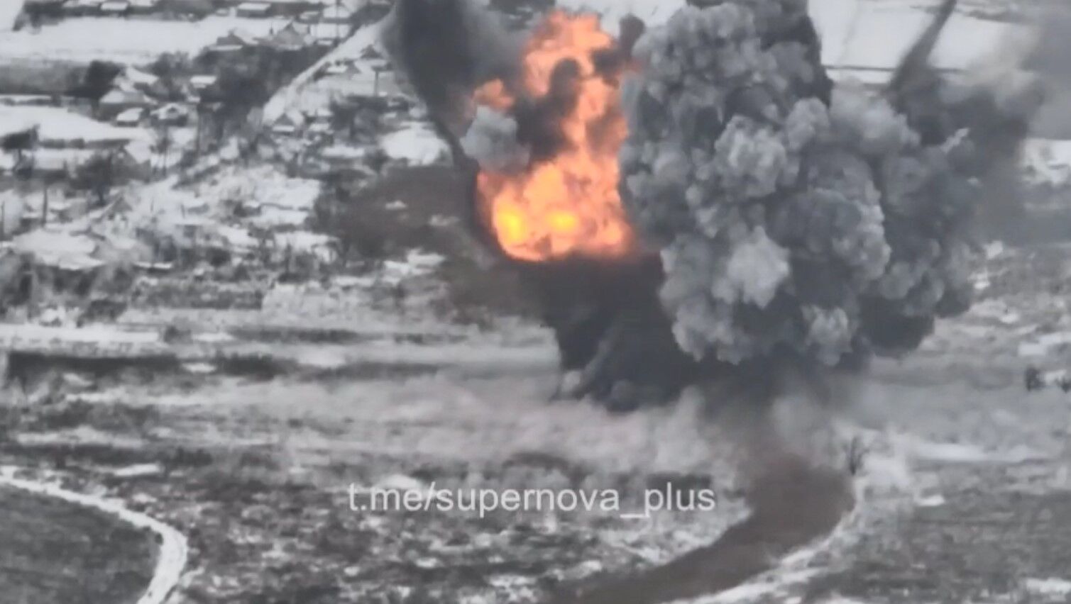 Вугледар: ЗСУ знищили бронемашину УР-77 ''Метеорит'' армії рф (відео)
