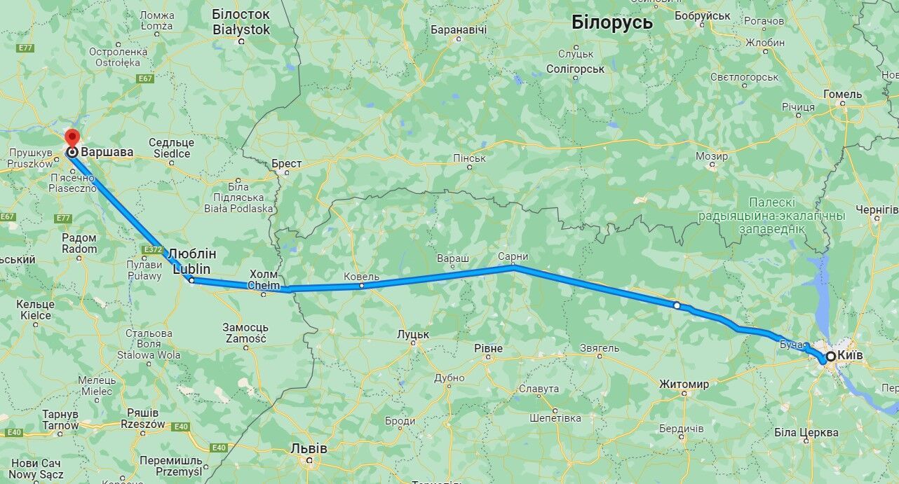 На Волині поїзд ''Київ-Варшава'' зійшов з рейок, прямуючи через міст - деталі