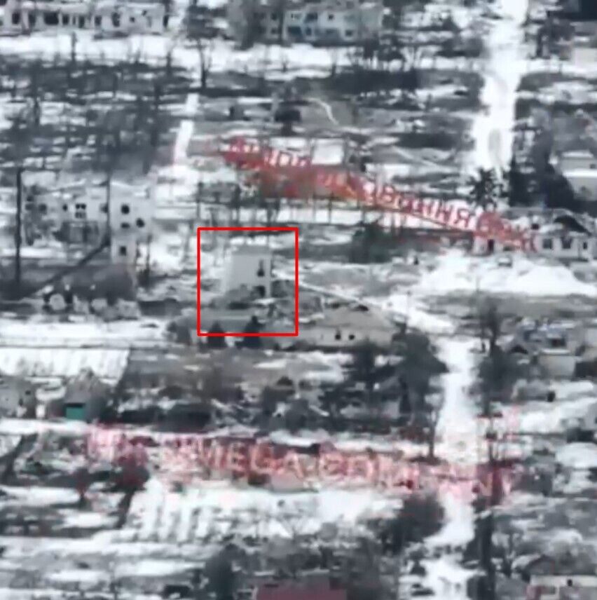 Бой под Угледаром: ВСУ ''достали'' штурмовиков 155-й бригады рф в центре Павловки (видео)