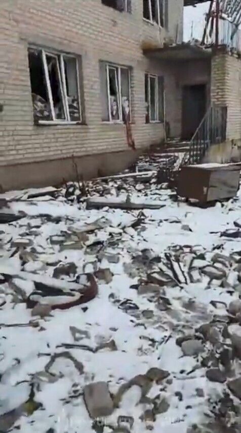 Вугледар: ЗСУ вдарили по пункту управління армії рф - пробило 3 поверхи (відео)
