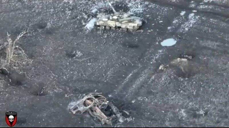 ЗСУ нищить росіян під Вугледаром: знову гори знищеної техніки і розкидані тіла ворогів (відео) 