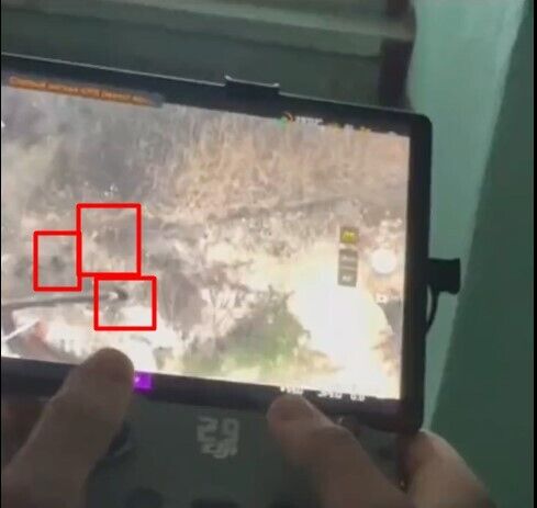 ВСУ ударили по солдатам армии рф, которые снимали ТикТок на фоне Херсона (видео)