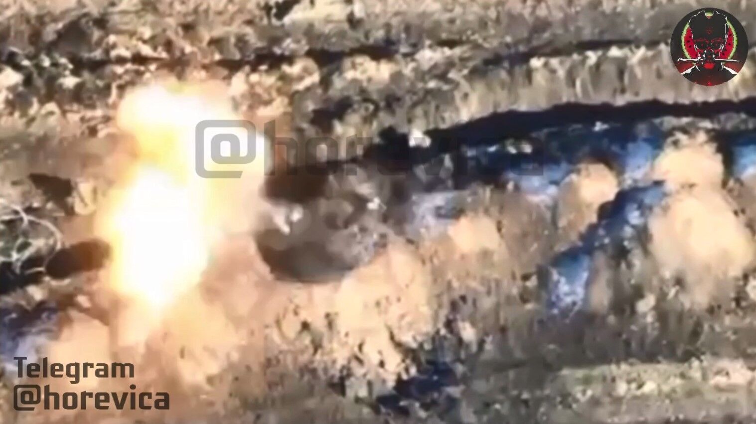 Військові ЗСУ вдарили дроном Switchblade 300 по траншеї армії рф: уламки влетіли в обличчя окупанта (відео)