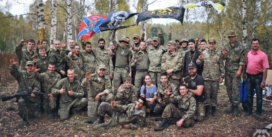 Неонацисти з ДШРГ ''Русич'' відкрито закликали катувати й страчувати українських військовополонених