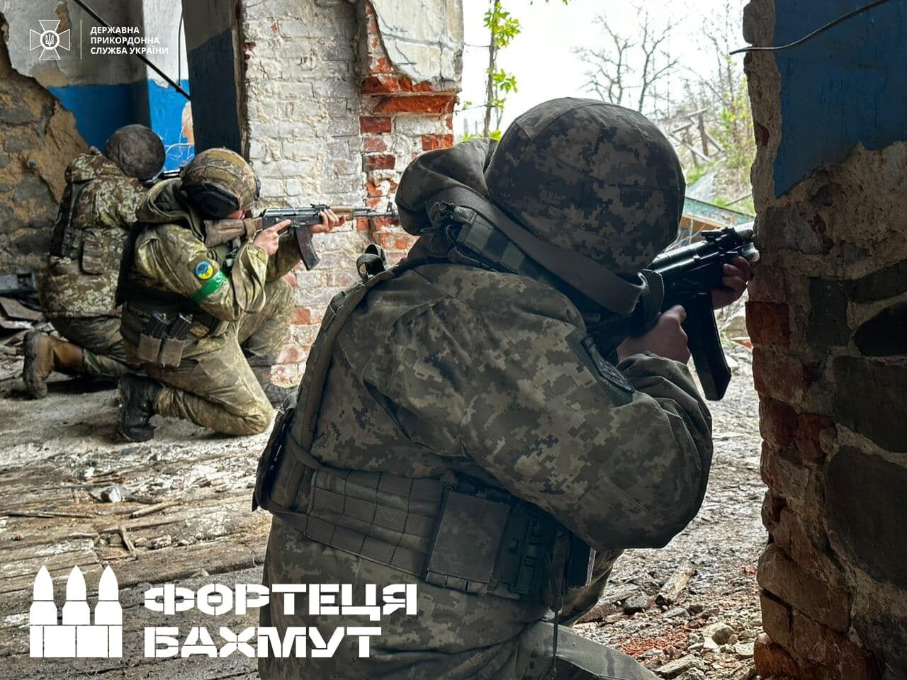 Бойцы Сил обороны - на позициях в Бахмуте Донецкой области