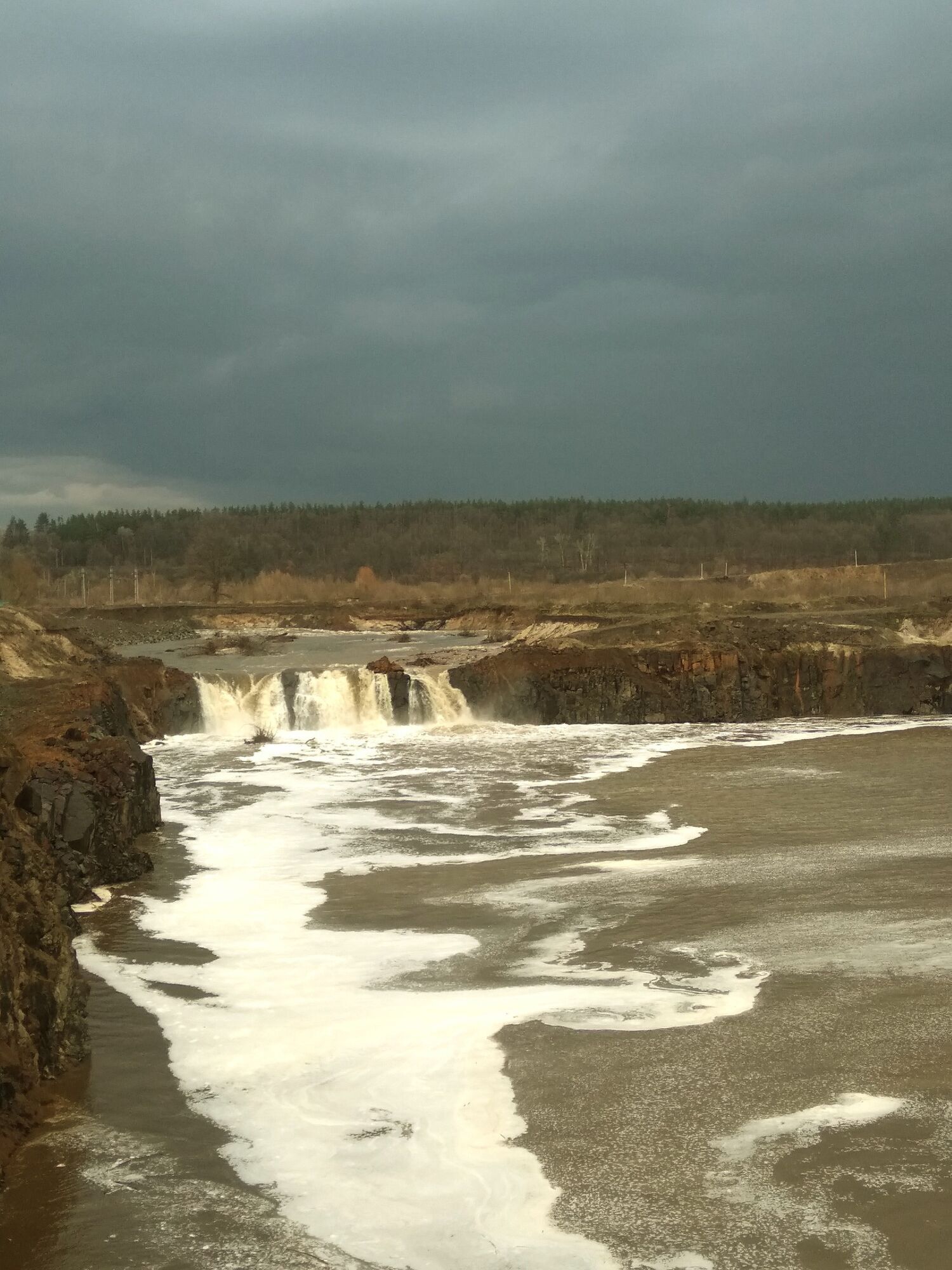 ''Ніагарський водоспад'' під Малином на Житомирщині