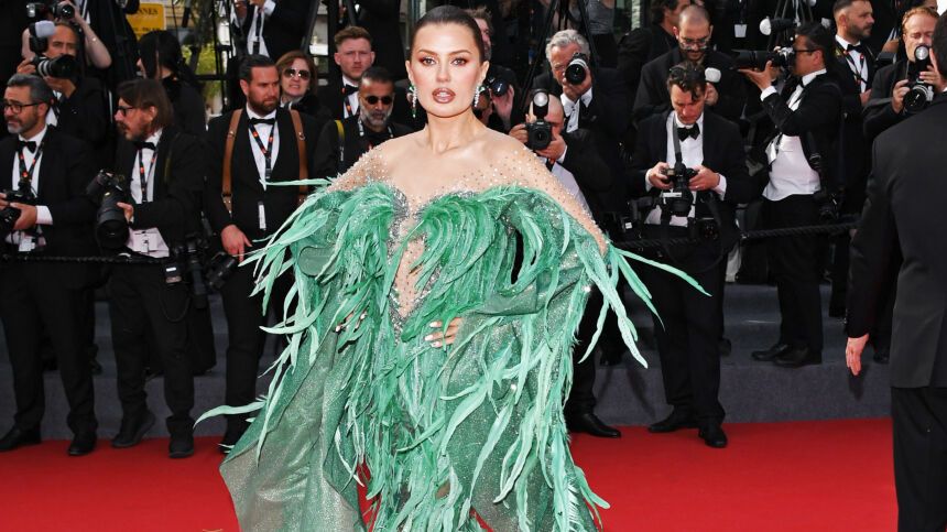 Россиянка – на красной дорожке Каннского кинофестиваля