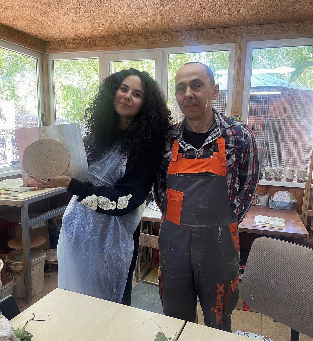 Настя Каменских и гончар в Кременчуге