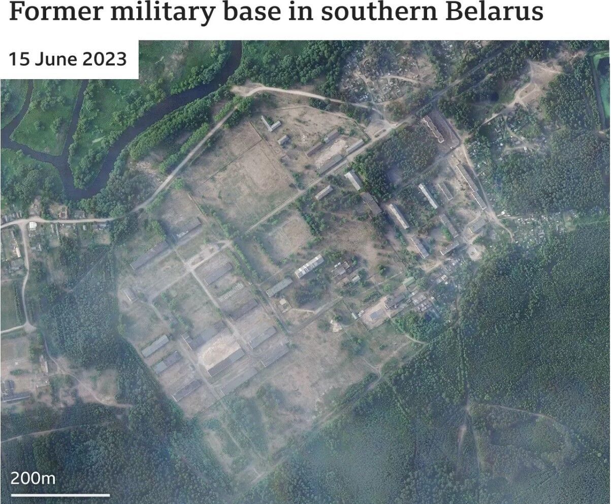 Супутникові знімки території колишньої ВЧ у с. Мета в Білорусі за 15 червня 2023