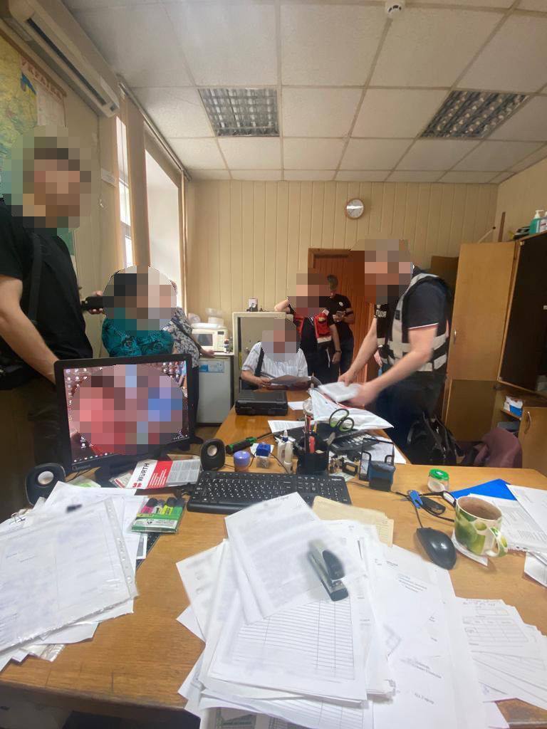 Посадовцям КО ''Київмедспецтранс'' оголосили про підозру за привласнення понад 12,6 млн грн на каретах швидкої