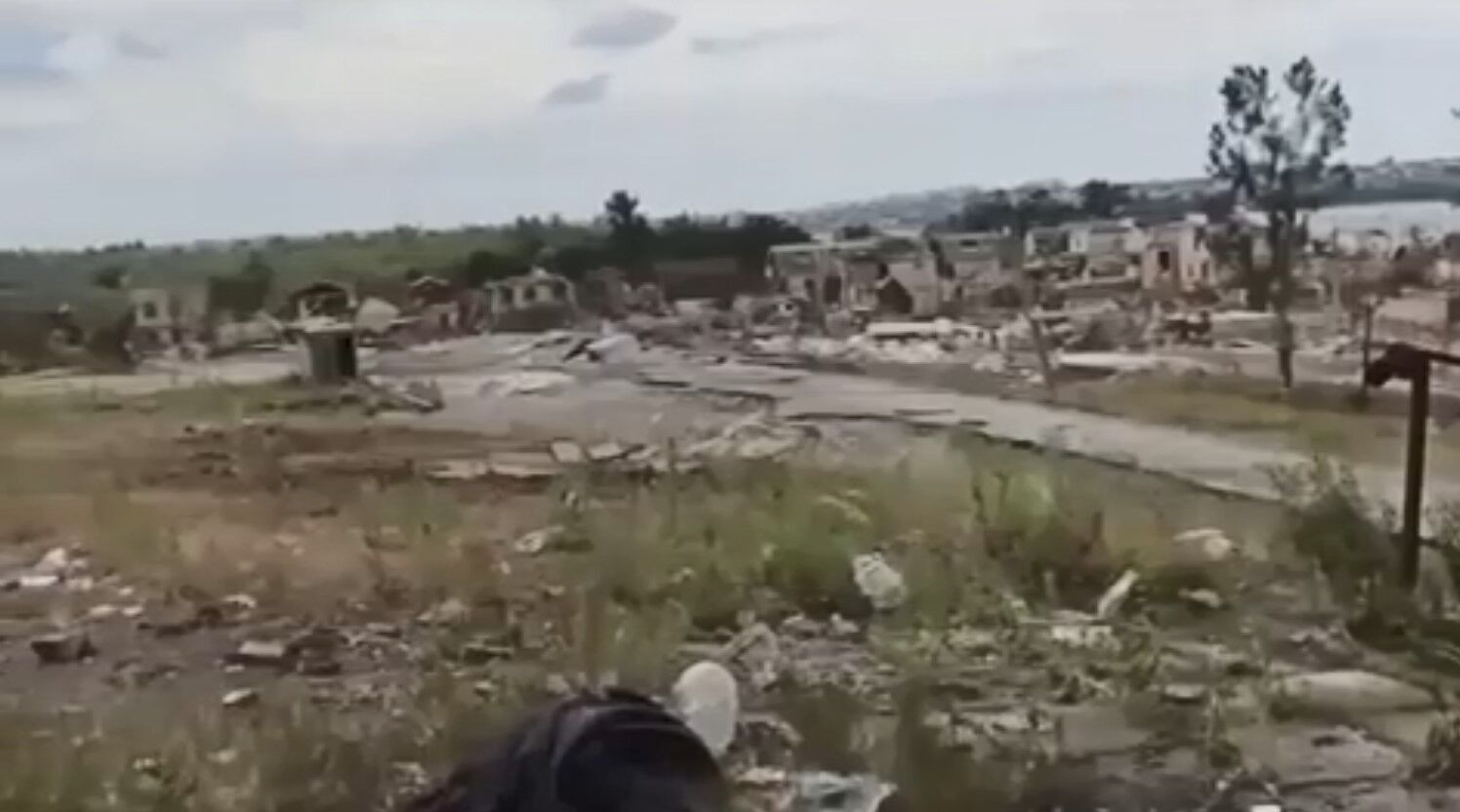 Разрушены дома в районе Дач возле Олешек