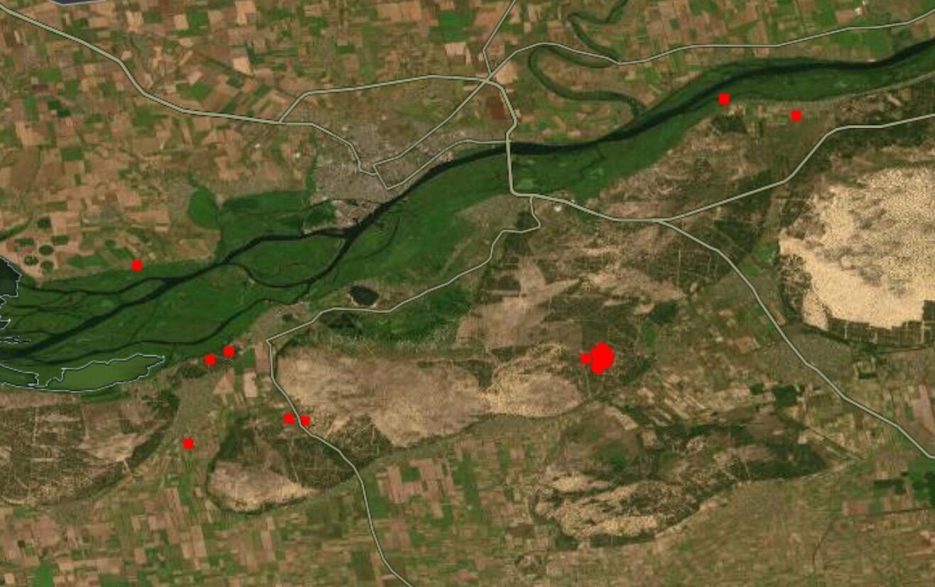 Карта пожаров за 9 августа свидетельствует об активной контрбатарейной борьбе в прибрежной зоне Херсонской области