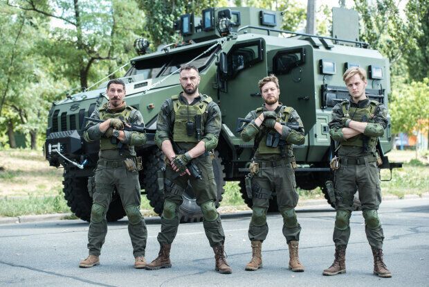 Актор Гліб Михайличенко