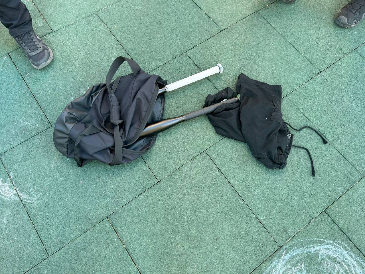 Поліцейські затримали двох нападників з бейсбольними битами