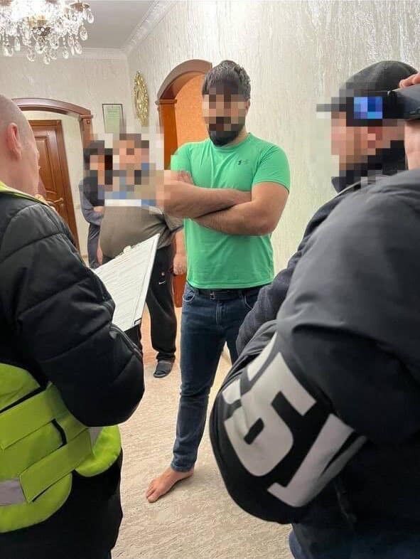 У Києві група рекетирів банди ''Лєшего'' підпалювала майно вимагаючи гроші