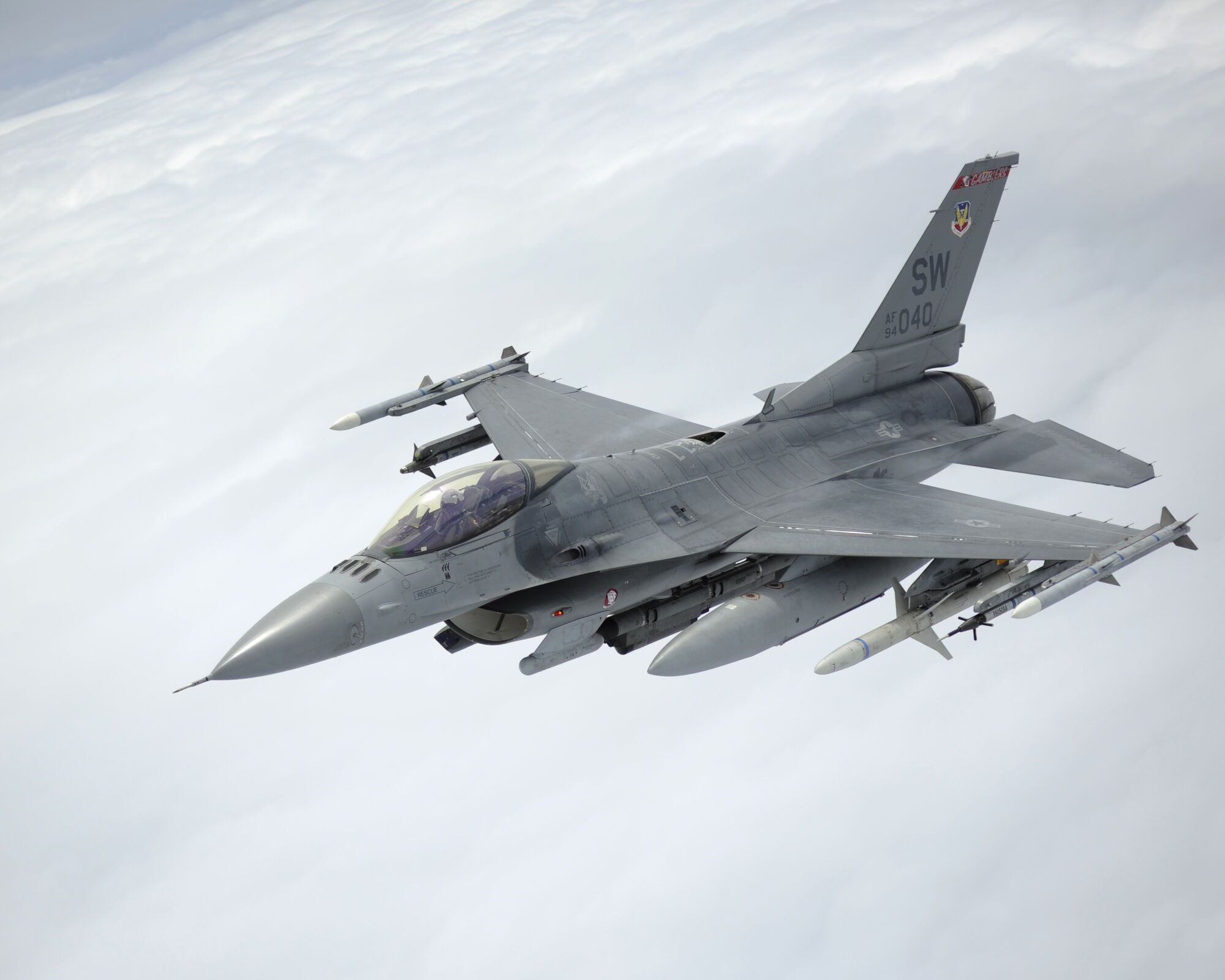 Истребители F-16