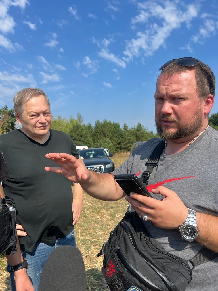 Під Києвом власник імпровізованого притулку для собак захопив земельну ділянку, де тримає тварин в неналежних умовах