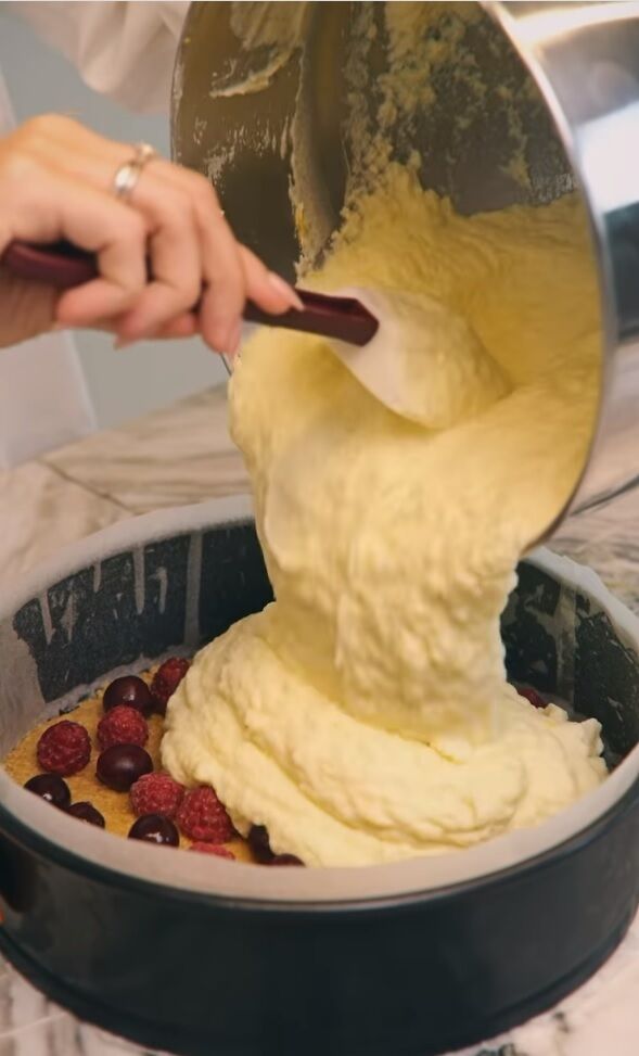 Ягідний чізкейк - рецепт від рестораторки Анастасії Степанової