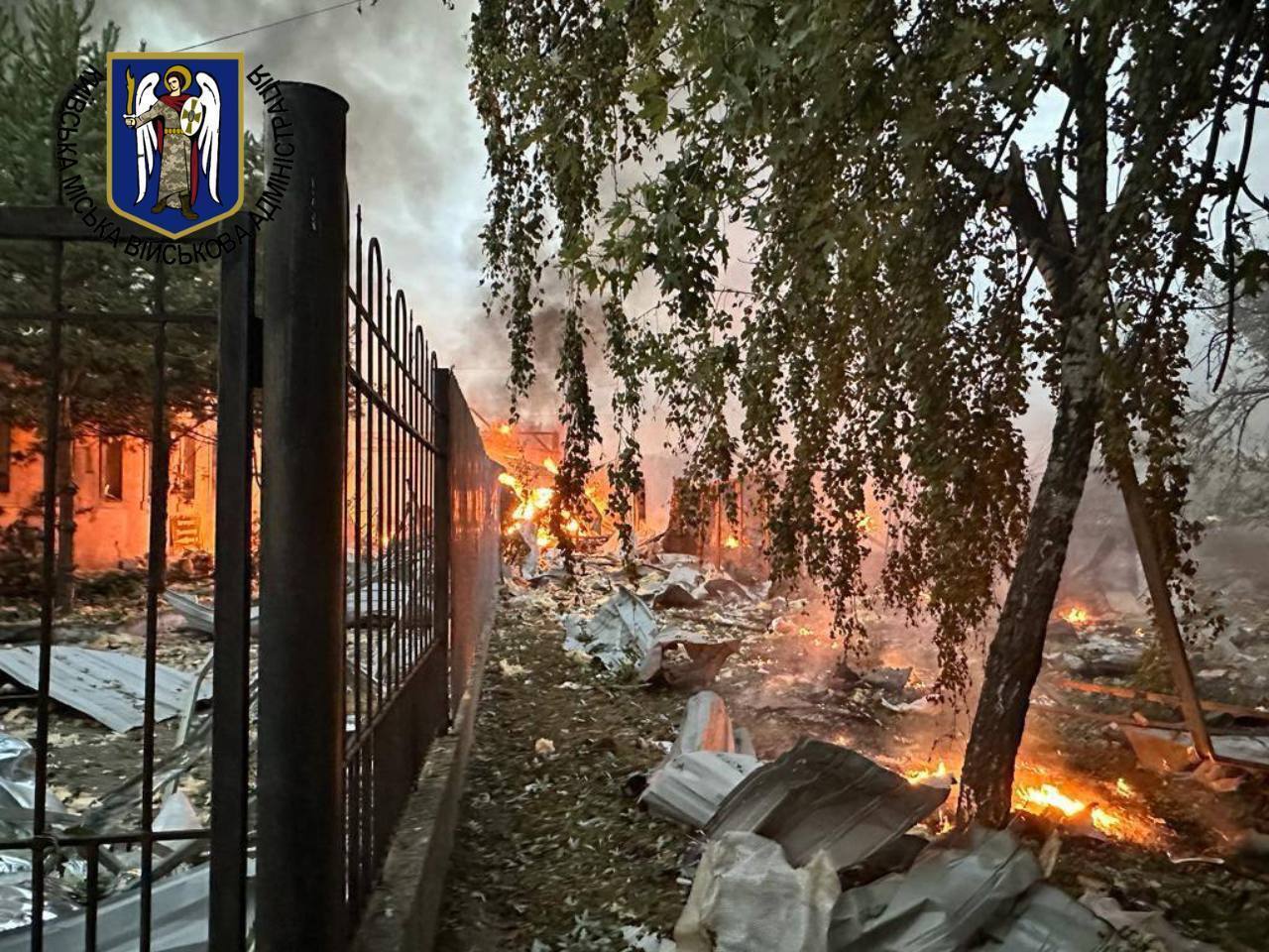 В Киеве сообщают о вреде, нанесенном обломками ракет