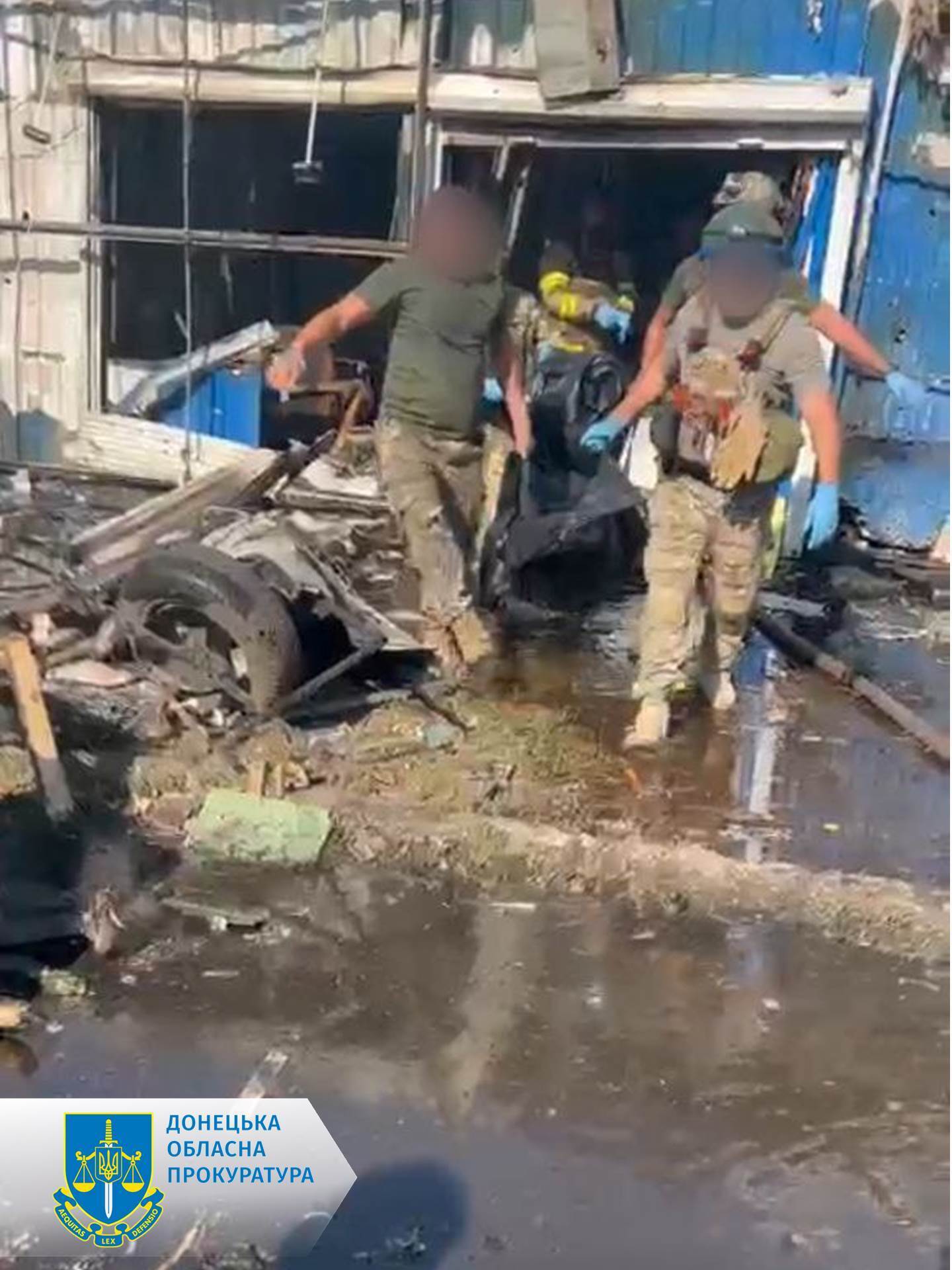 Посреди дня оккупанты обстреляли рынок, где было много людей