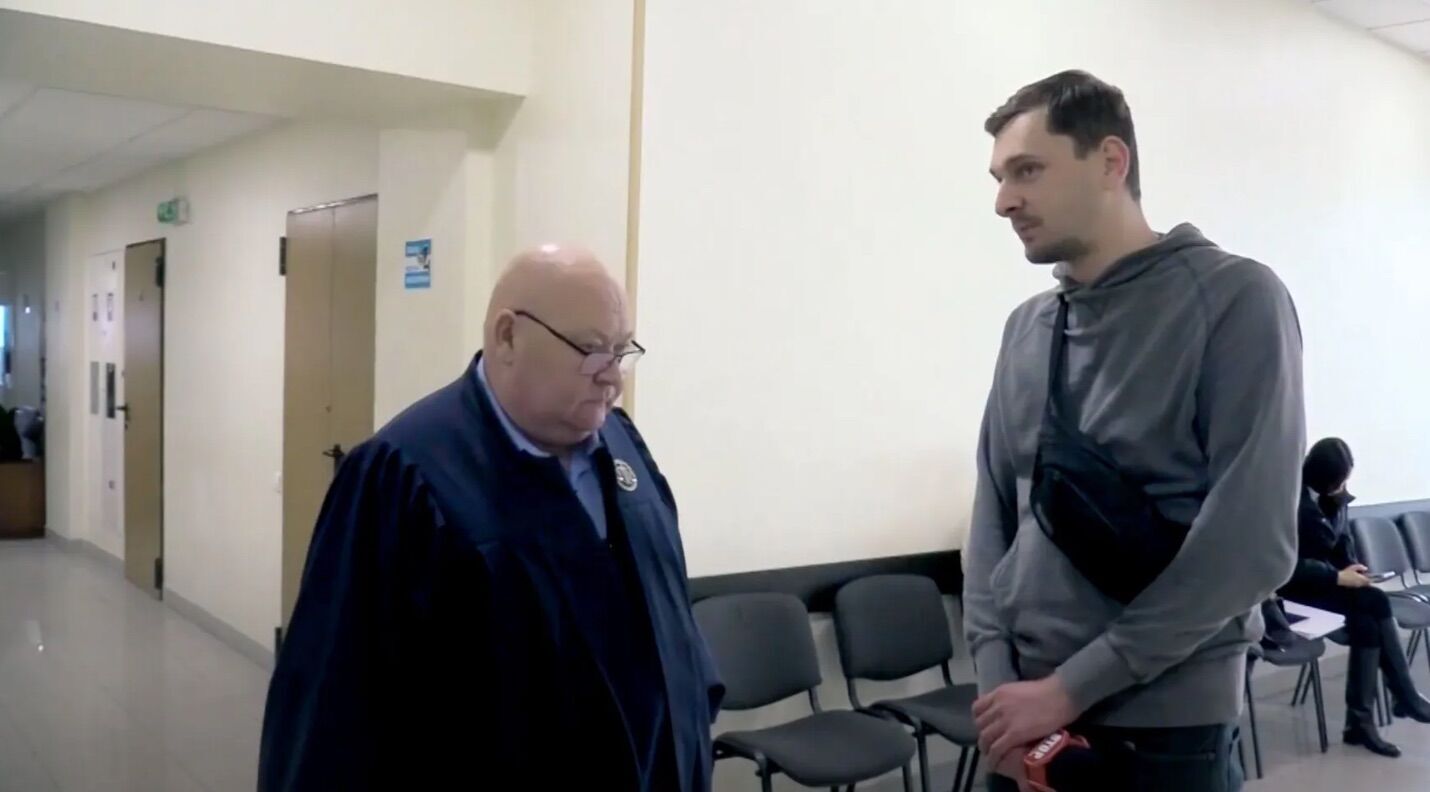 Суддя Рибак перед засіданням закликав журналістів ''не рахувати чужі гроші''