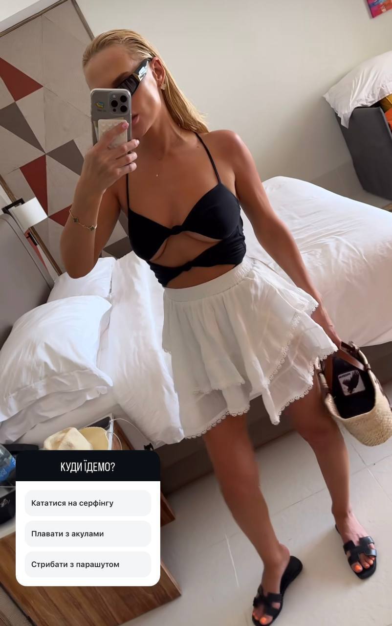 Возлюбленная актера Тараса Цымбалюка выгуляла летние ''луки'' на Мальдивах