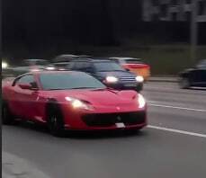 Гонял по автобусной полосе: в Киеве ''засекли'' новые лакшери-авто 25-летнего миллионера Слобоженко