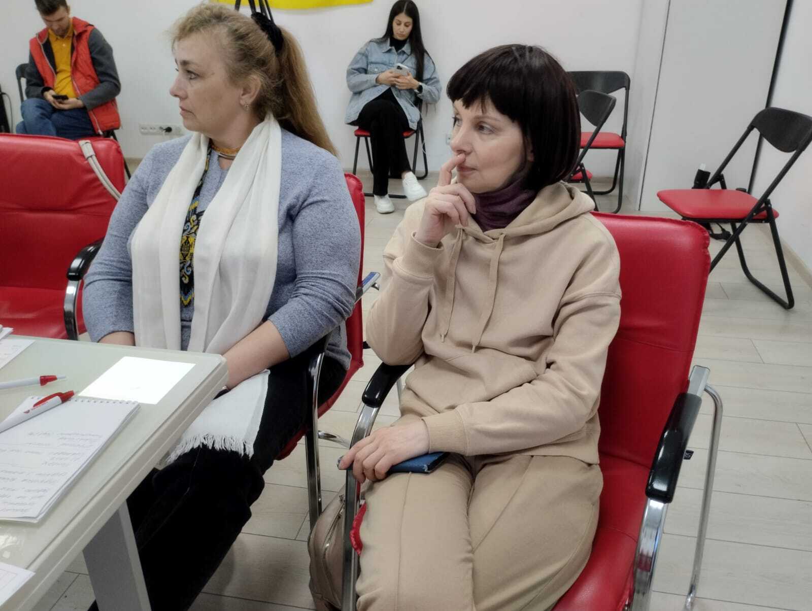 Анна Бондаренко из Черниговской области и Светлана Буниевская из Николаевской области