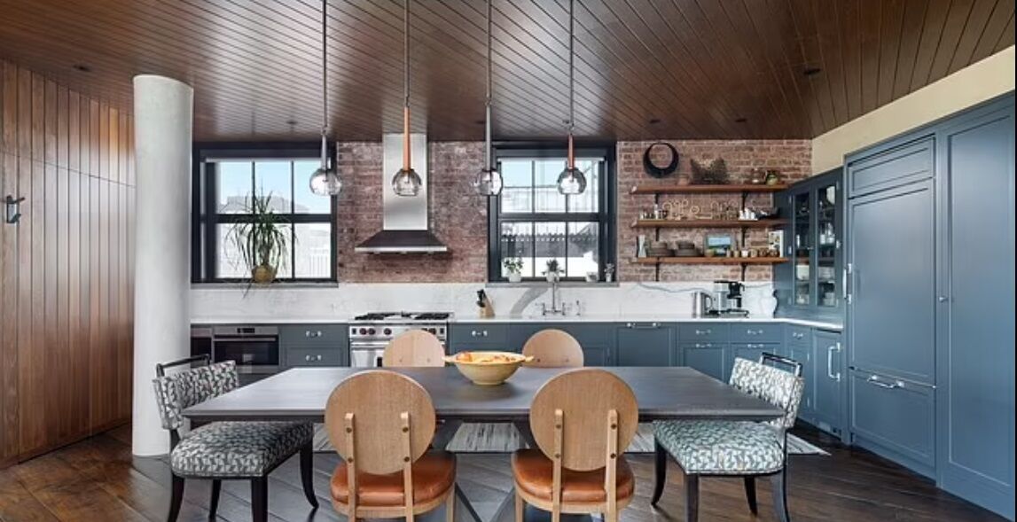 Актриса Человека-паука Кирстен Данст продает свой пентхауз (фото)