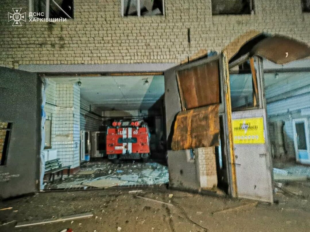 Ночью россияне обстреляли Харьковщину: уничтожена пожарная часть