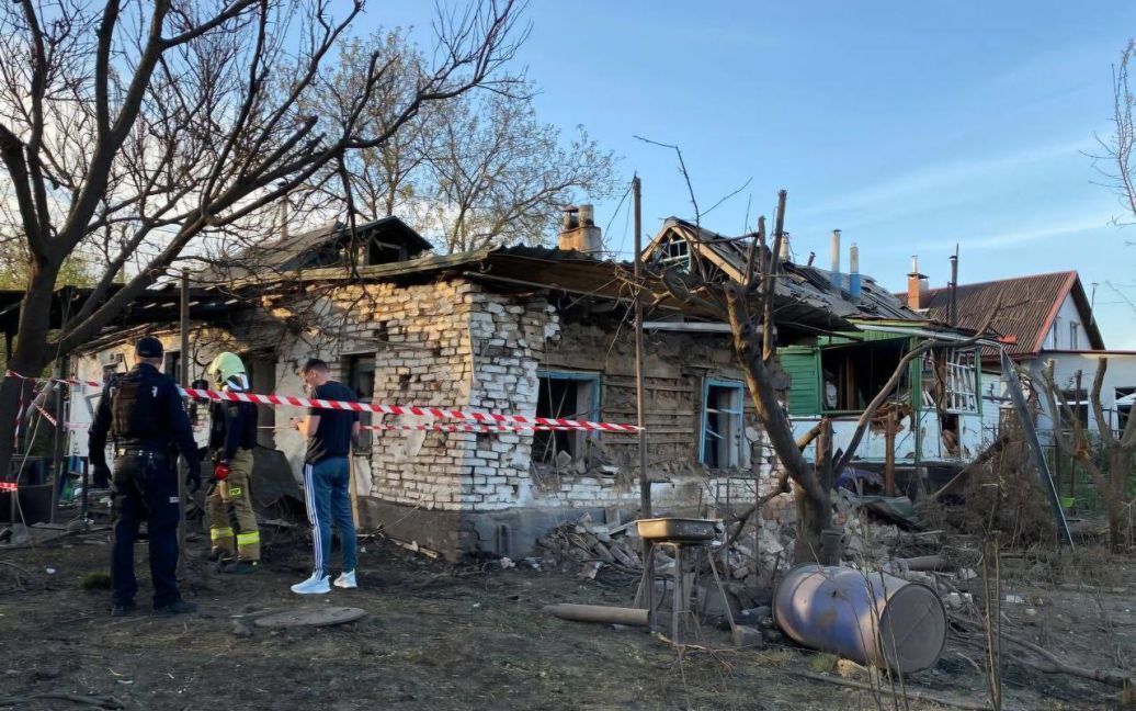 Новые атаки оккупантов: удар по инфраструктуре в Днепровском районе