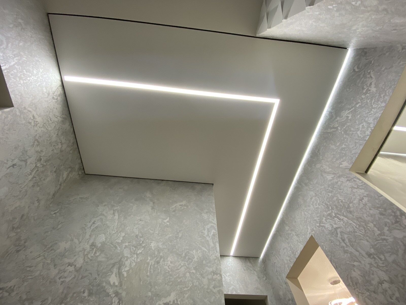 Натяжные потолки