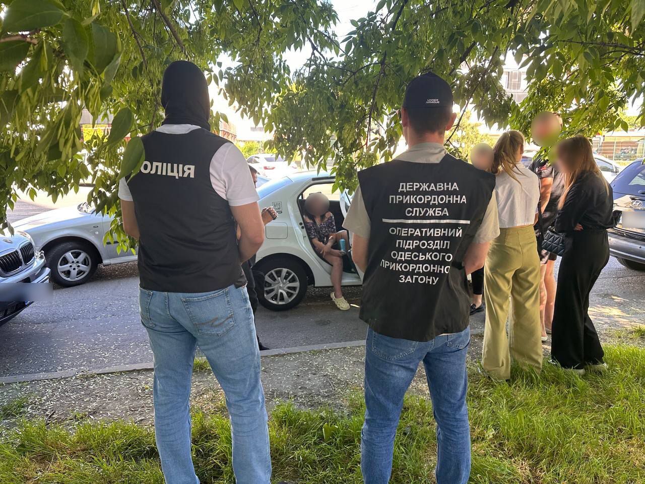 ''Шлюб за розрахунком'' за 4 тисячі доларів: правоохоронці затримали організаторку схеми