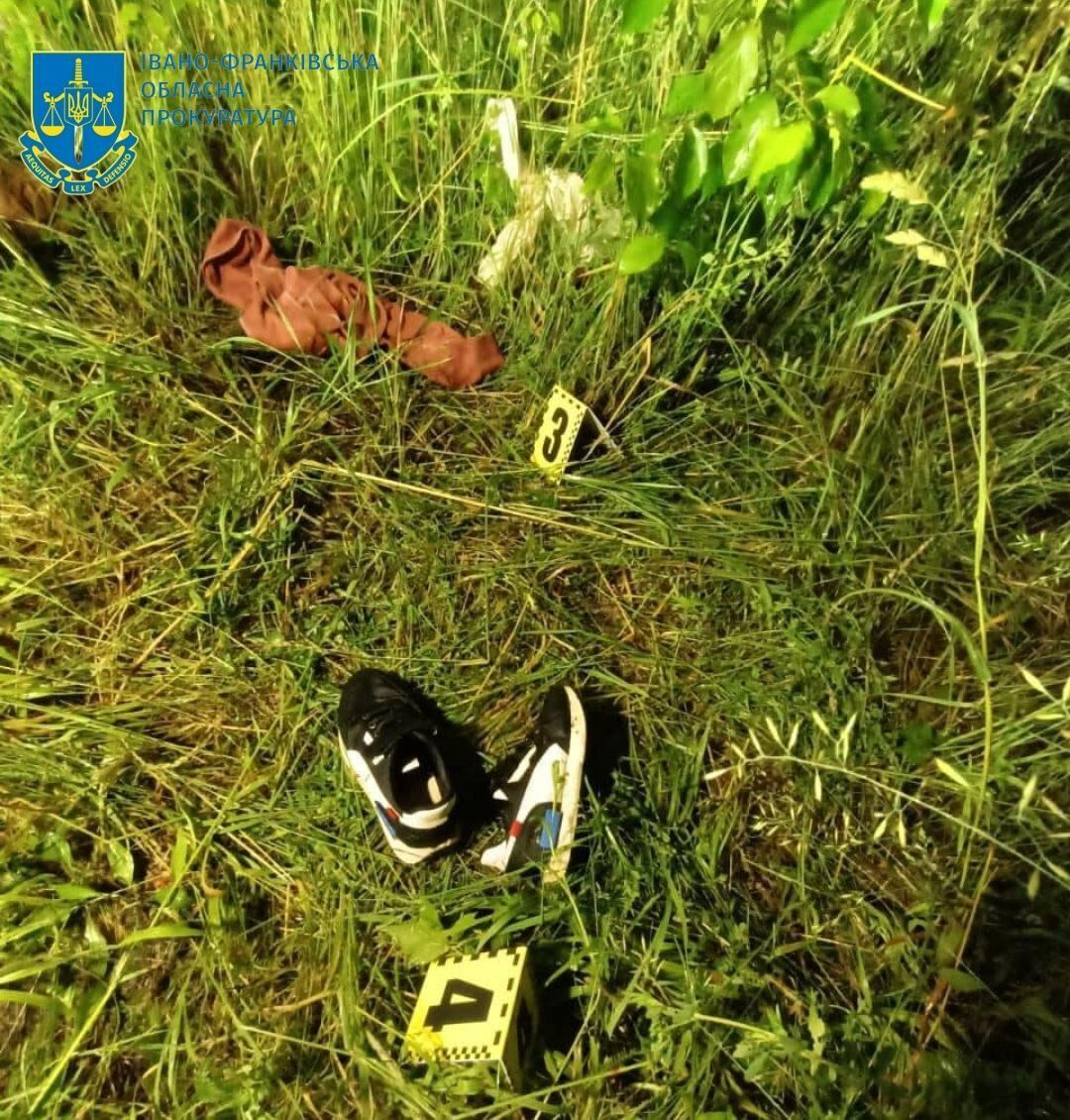 На Прикарпатті прокурори відстояли довічний вирок вбивці 9-річної дитини