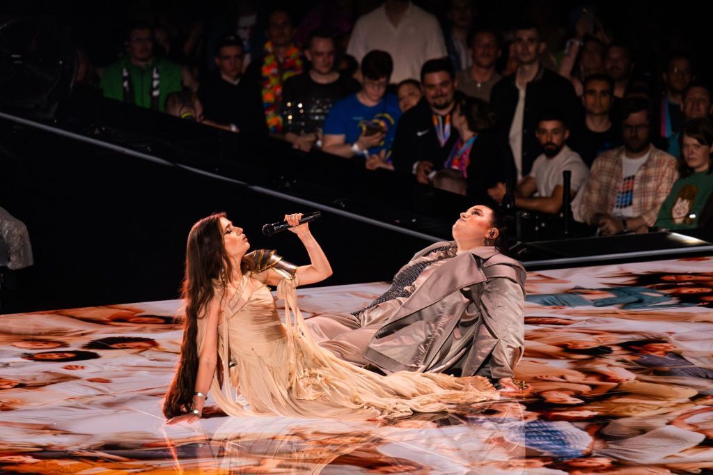 Alyona Alyona та Jerry Heil