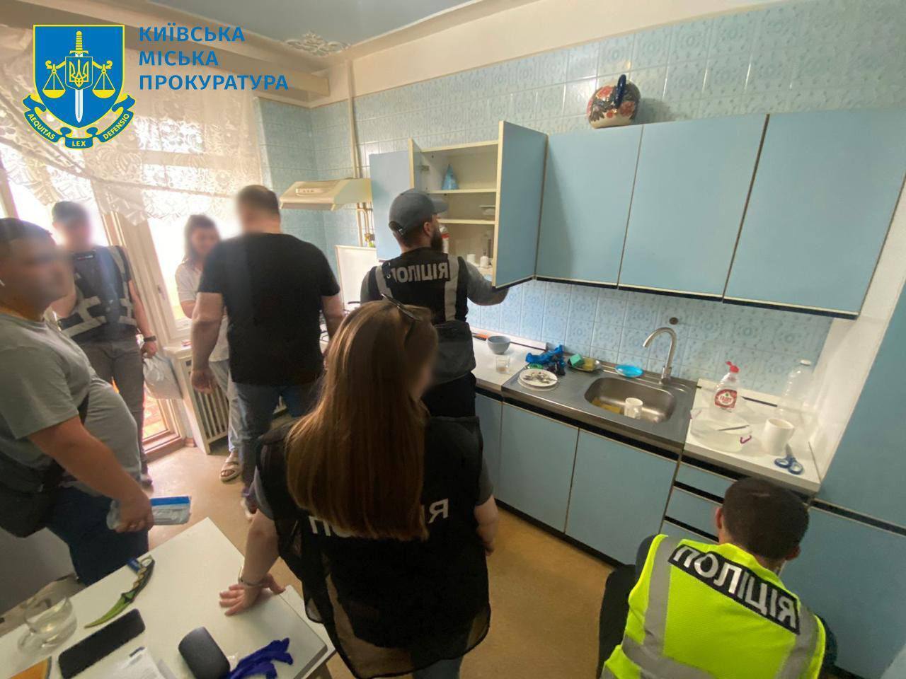 В Киеве двое мужчин похитили кардиохирурга и требовали 2 млн долларов за ''противоядие''