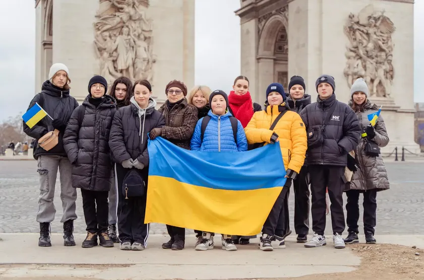 Украинские дети в Париже