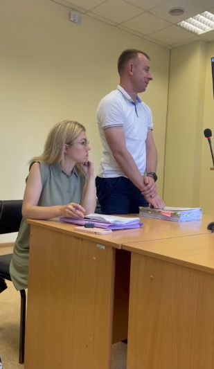 Люди ексрегіонала Продивуса, які претендують на 17 га в Києві, проігнорували суд